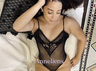 Anneliens