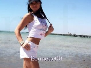 Brunette09