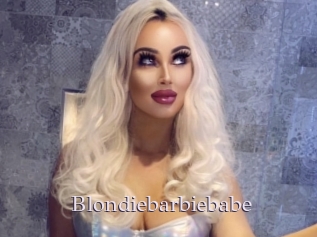 Blondiebarbiebabe