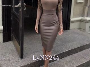 LyNN244