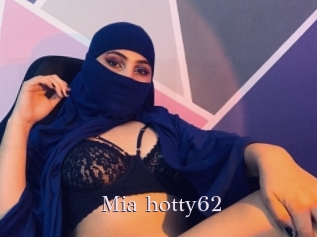 Mia_hotty62