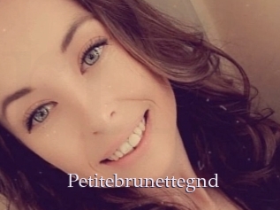 Petitebrunettegnd