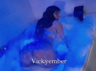 vickyember Rencontre Une Femme